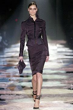 collezione autunno inverno 2004 gucci|tom ford Gucci dress.